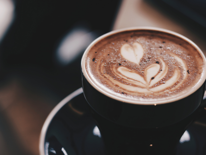 Sklep z kawą – z której palarni warto zamawiać kawę do biura lub do domu?