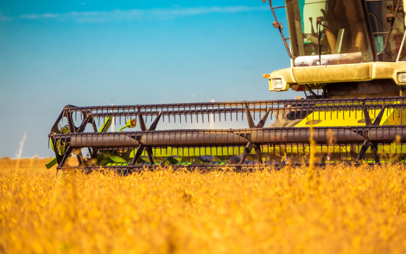 Wypożyczalnia maszyn rolniczych – sposób na sukces w rolniczym biznesie